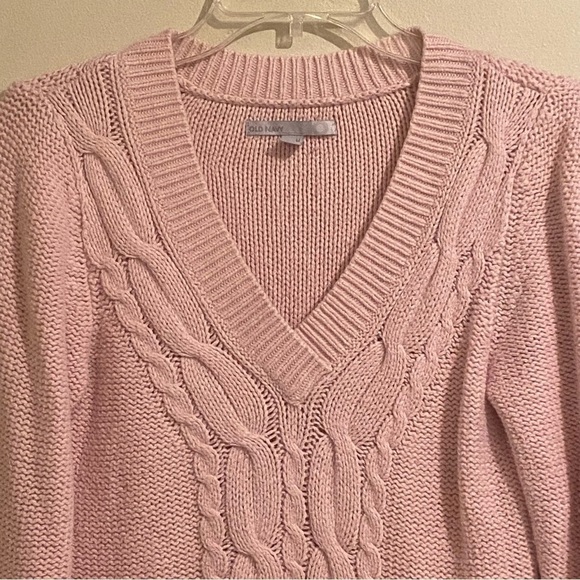 Old Navy Fisherman’s Sweater Pink  Women’s Size M Cable Knit  V-Neck - Picture 2 of 10